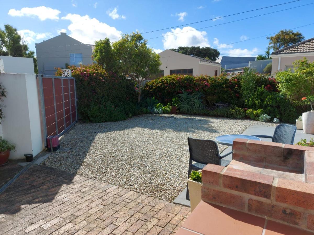 Rose Cottage Hermanus Exterior photo